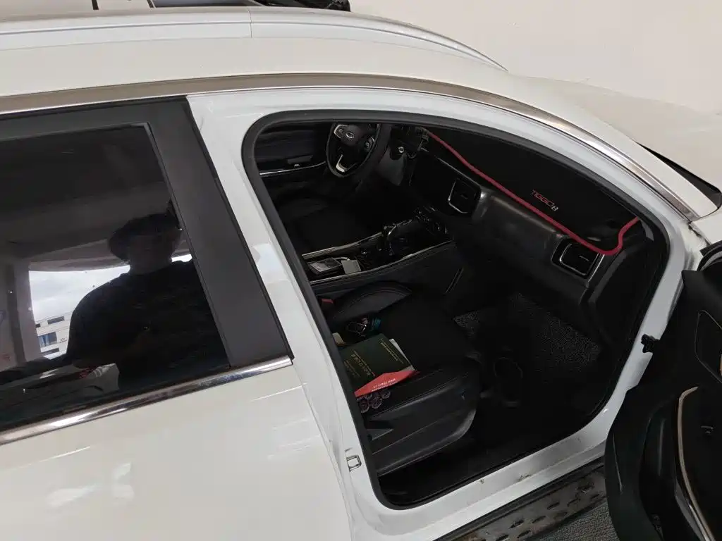 Chery Tiggo 8 2018 — фото 19