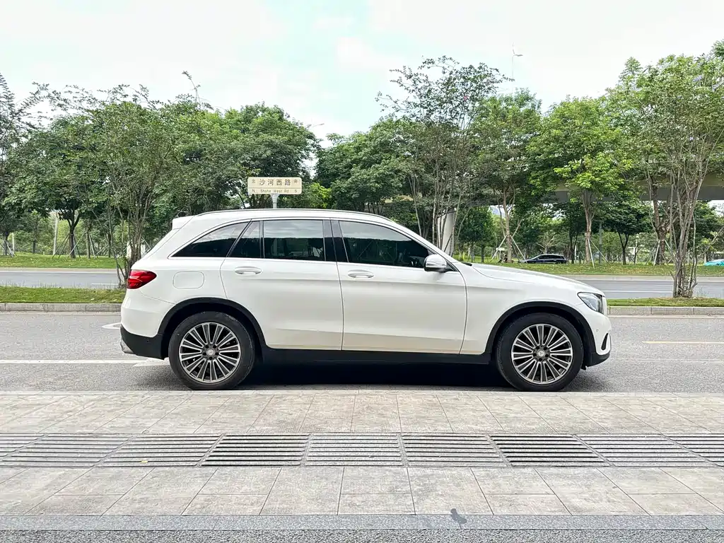 Mercedes-Benz GLC 2016