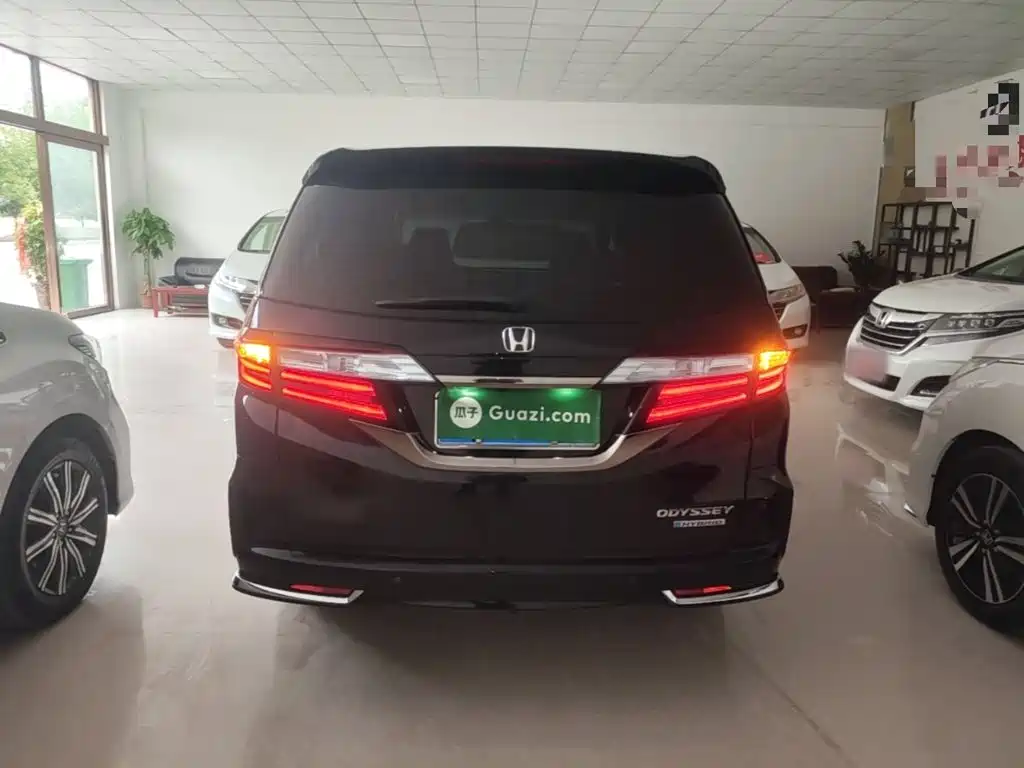 Honda Odyssey 2020 — фото 6