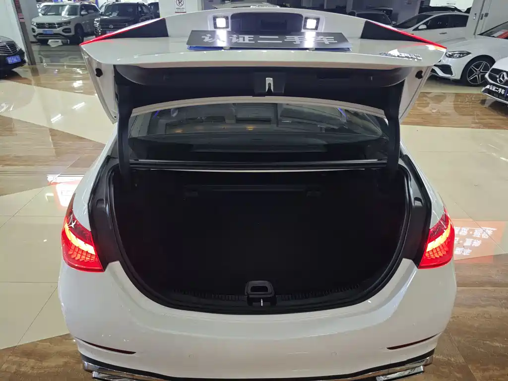 Mercedes-Benz C-Class 2022 — фото 12