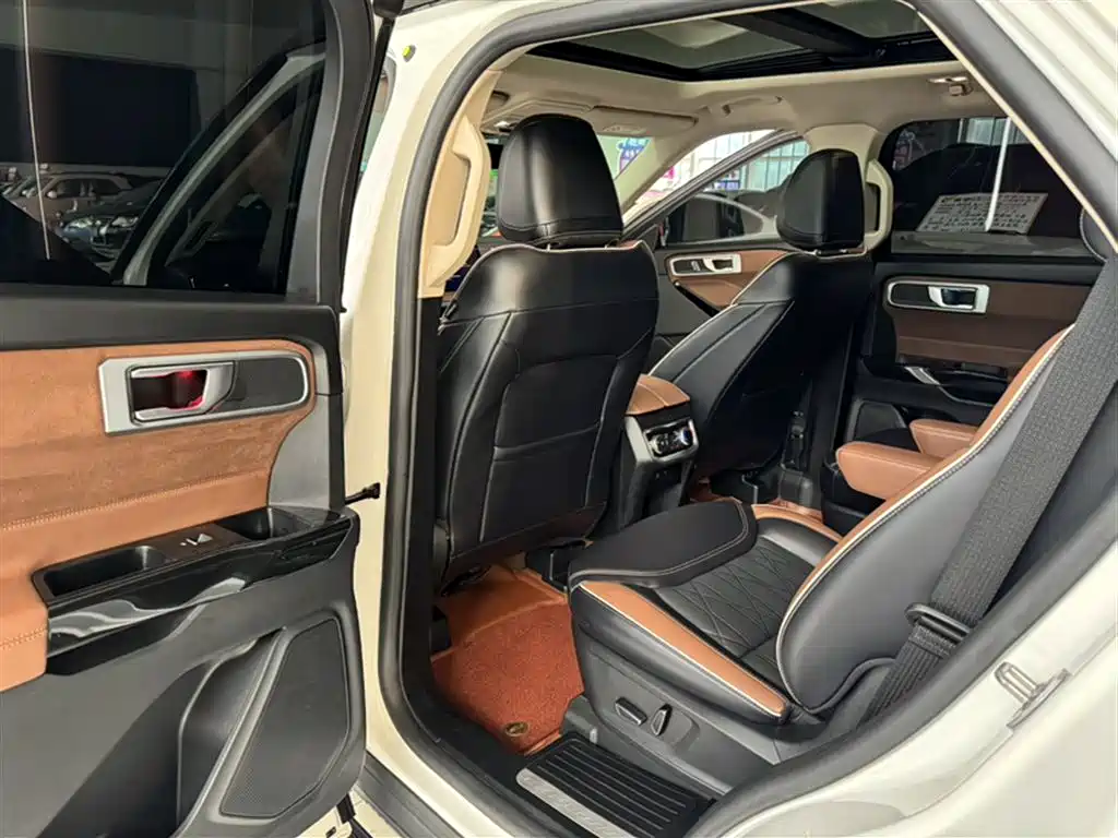 Ford Explorer 2023 — фото 23