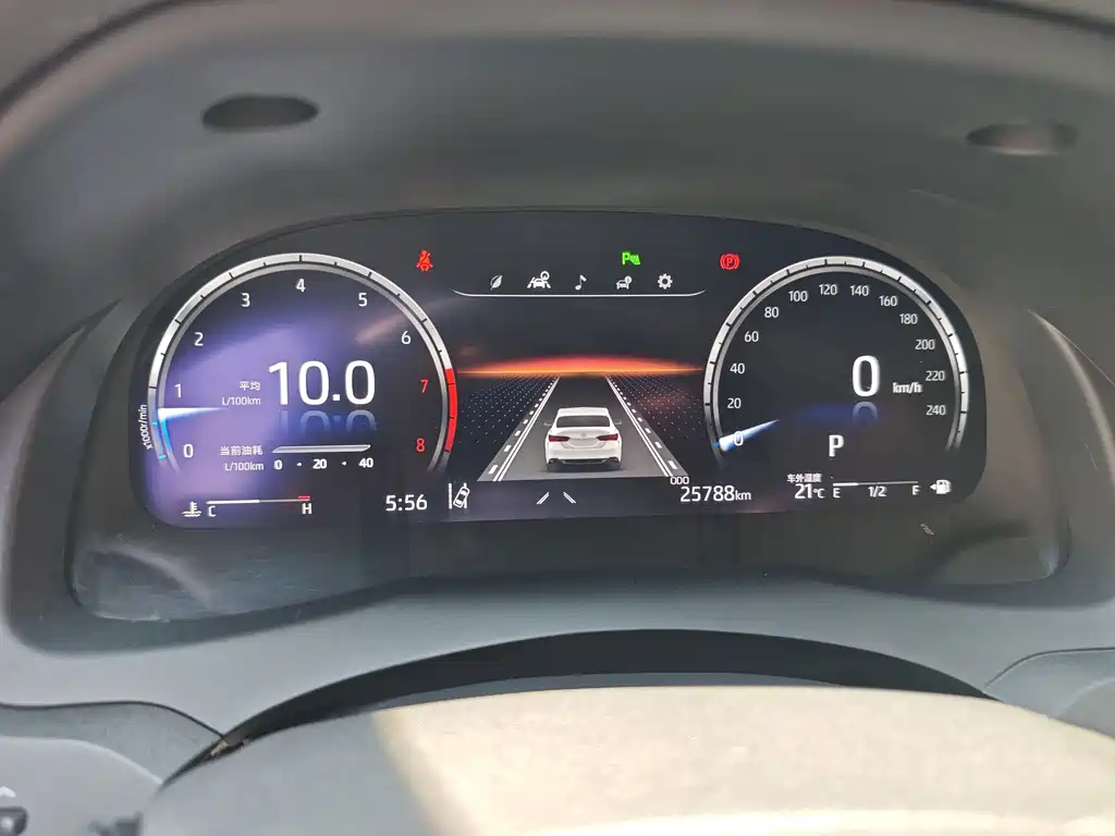 Toyota Camry 2022 — фото 14
