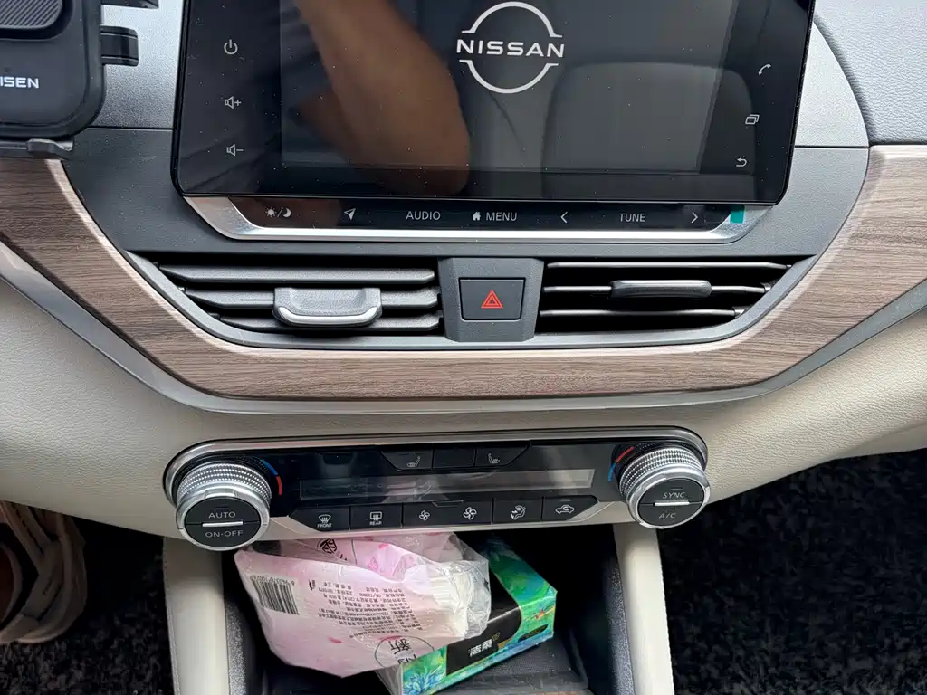 Nissan Teana 2022