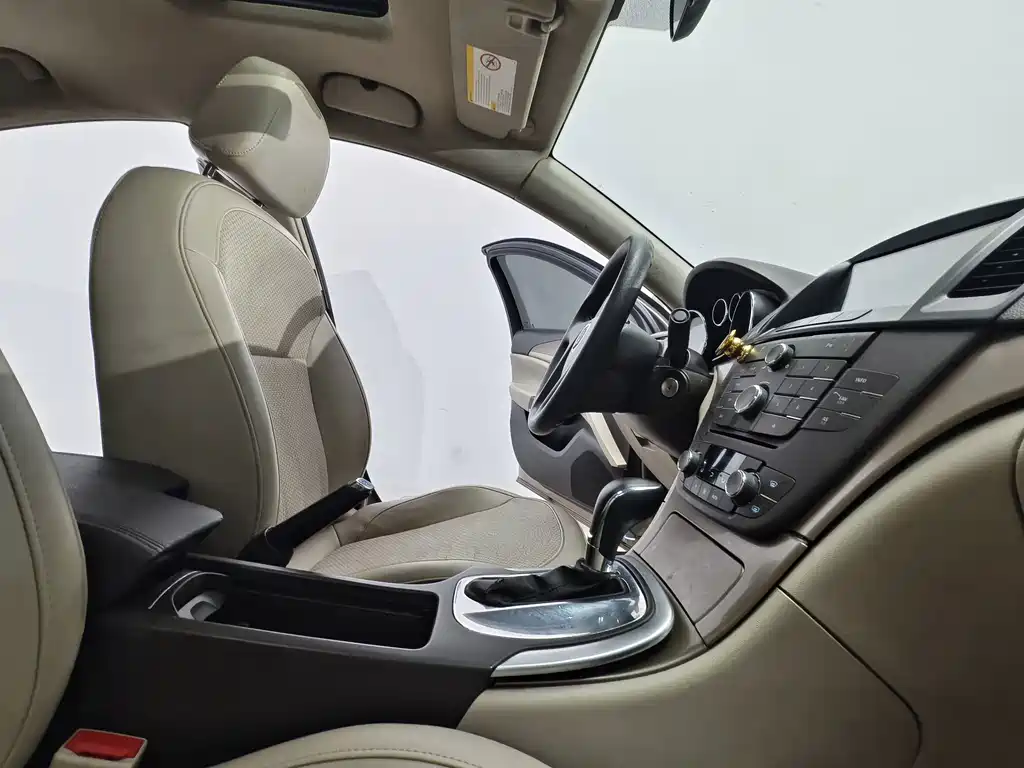 Buick Regal 2013 — фото 15
