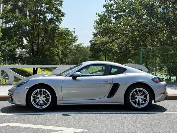 Porsche 718 2019
