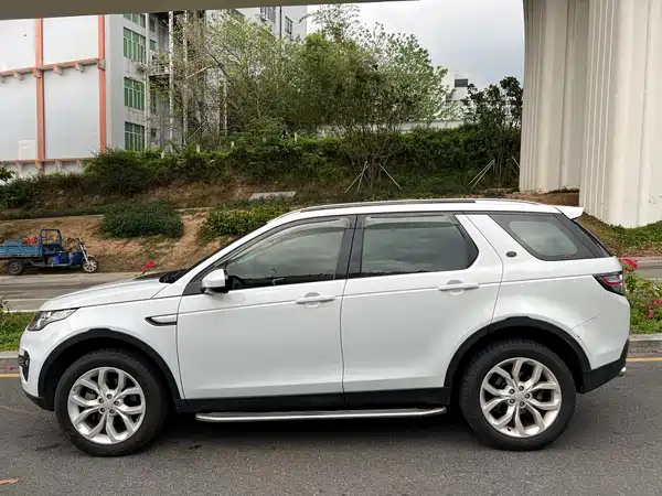 Land Rover Discovery Sport 2016