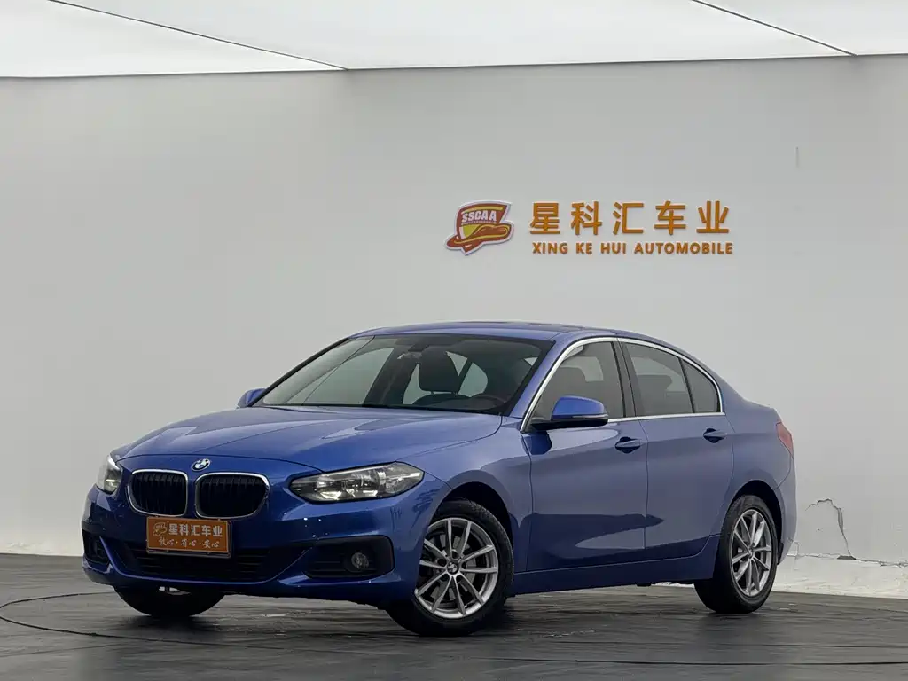 BMW 1 Series 2019 — фото 1