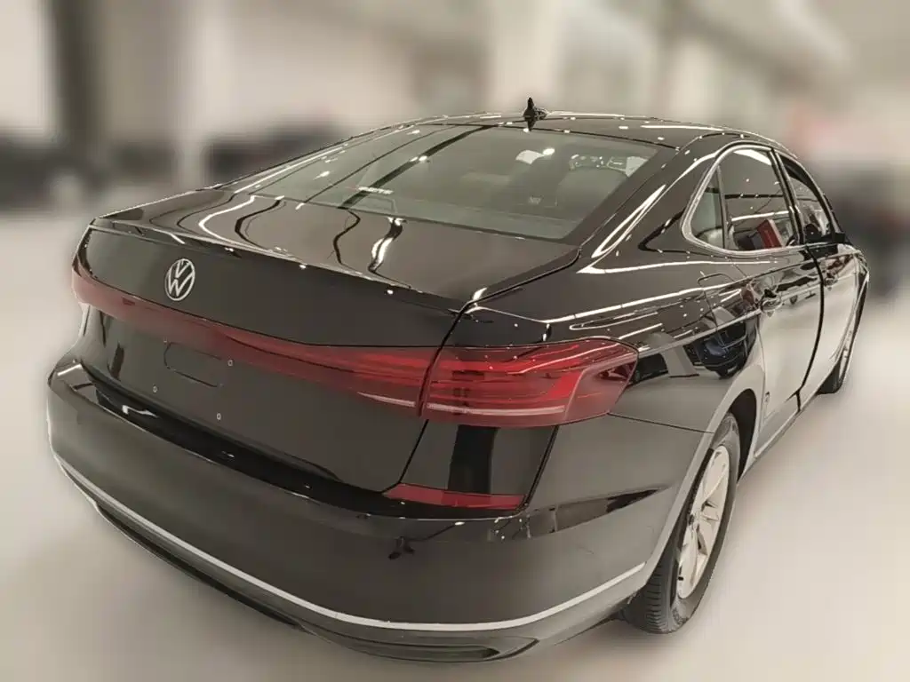 Volkswagen Passat 2025 — фото 10