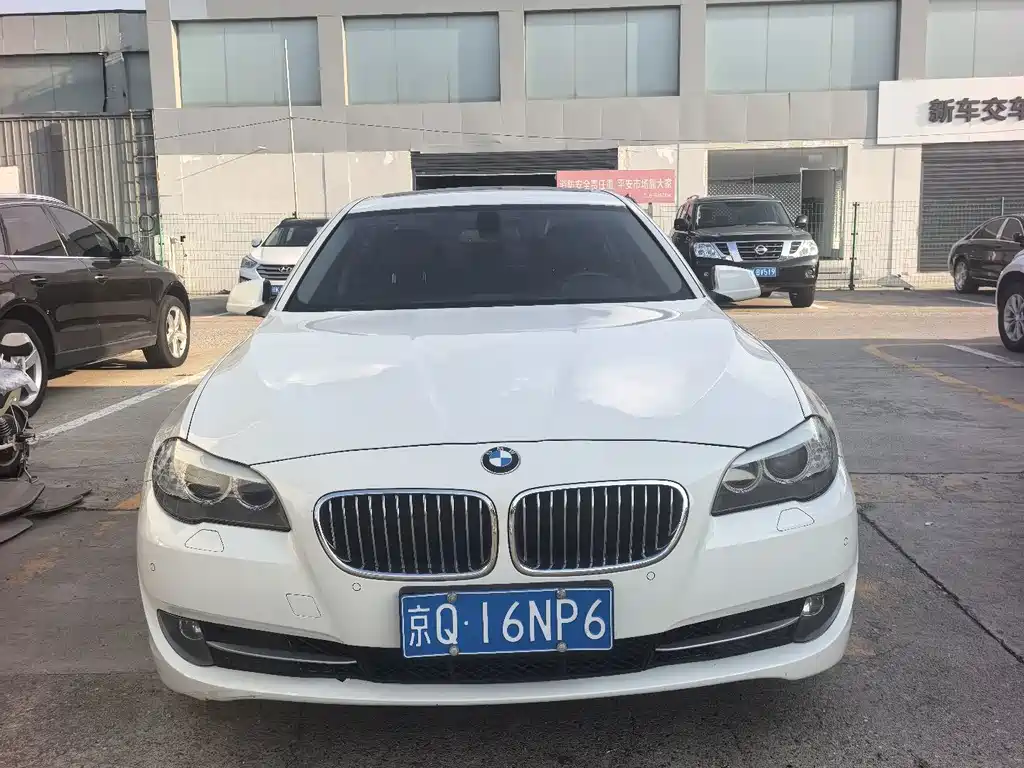 BMW 5 Series 2012