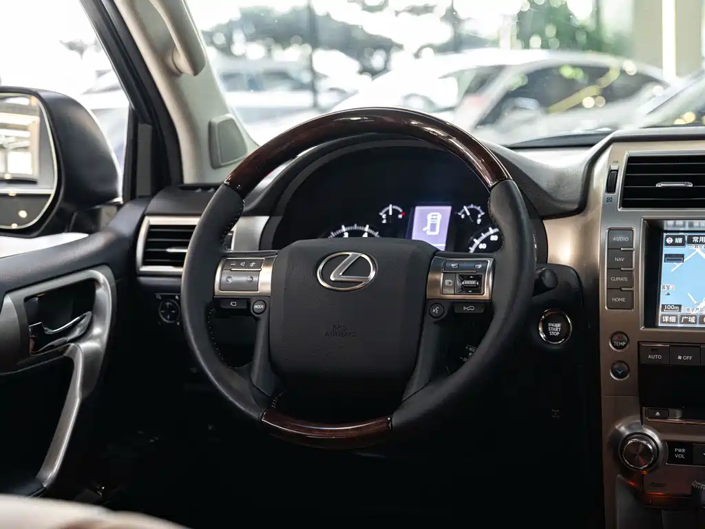 Lexus GX 2016 — фото 15