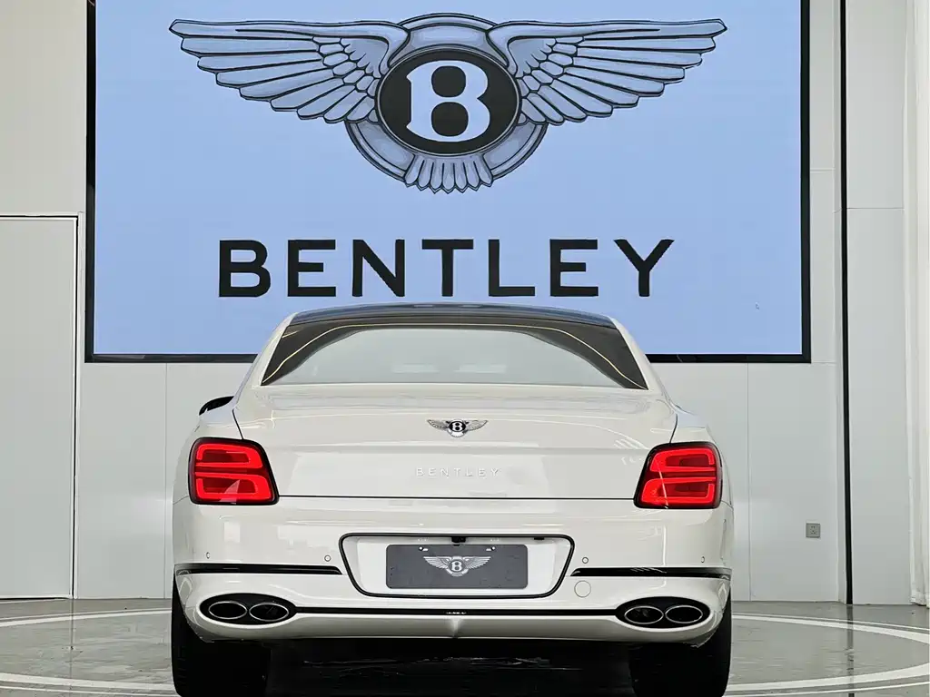 Bentley Flying Spur 2022 — фото 14