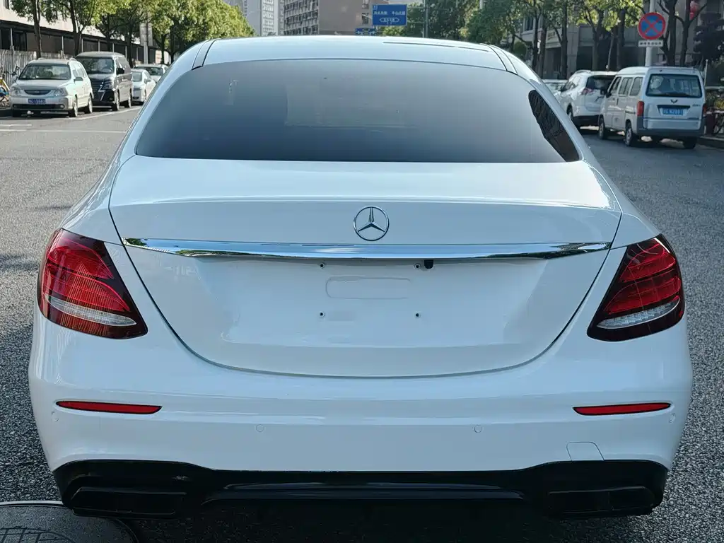 Mercedes-Benz E-Class 2018