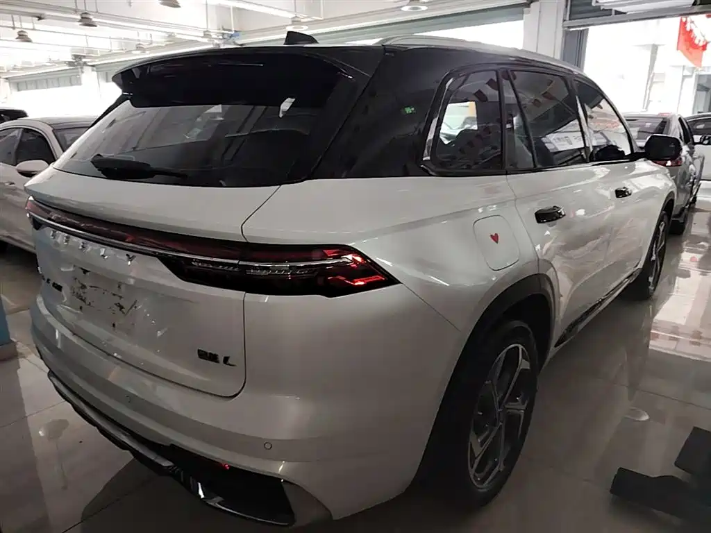 Geely Xingyue L 2023 — фото 7