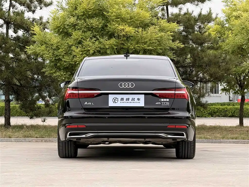 Audi A6L 2024 — фото 29