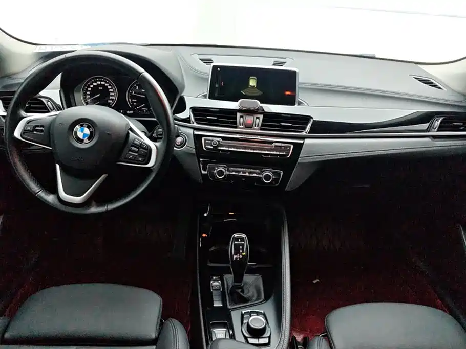 BMW X2 2019 — фото 12
