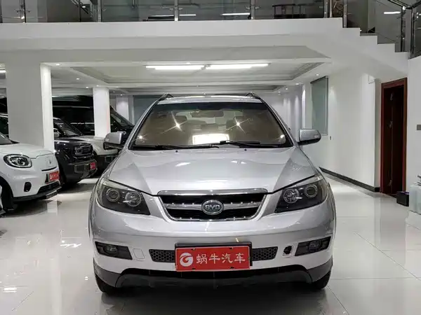 BYD S6 2014