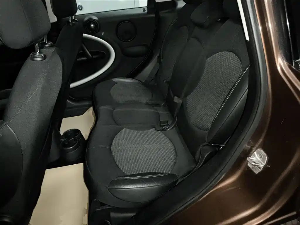 MINI Countryman 2015 — фото 14