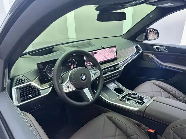 BMW X5 2025
