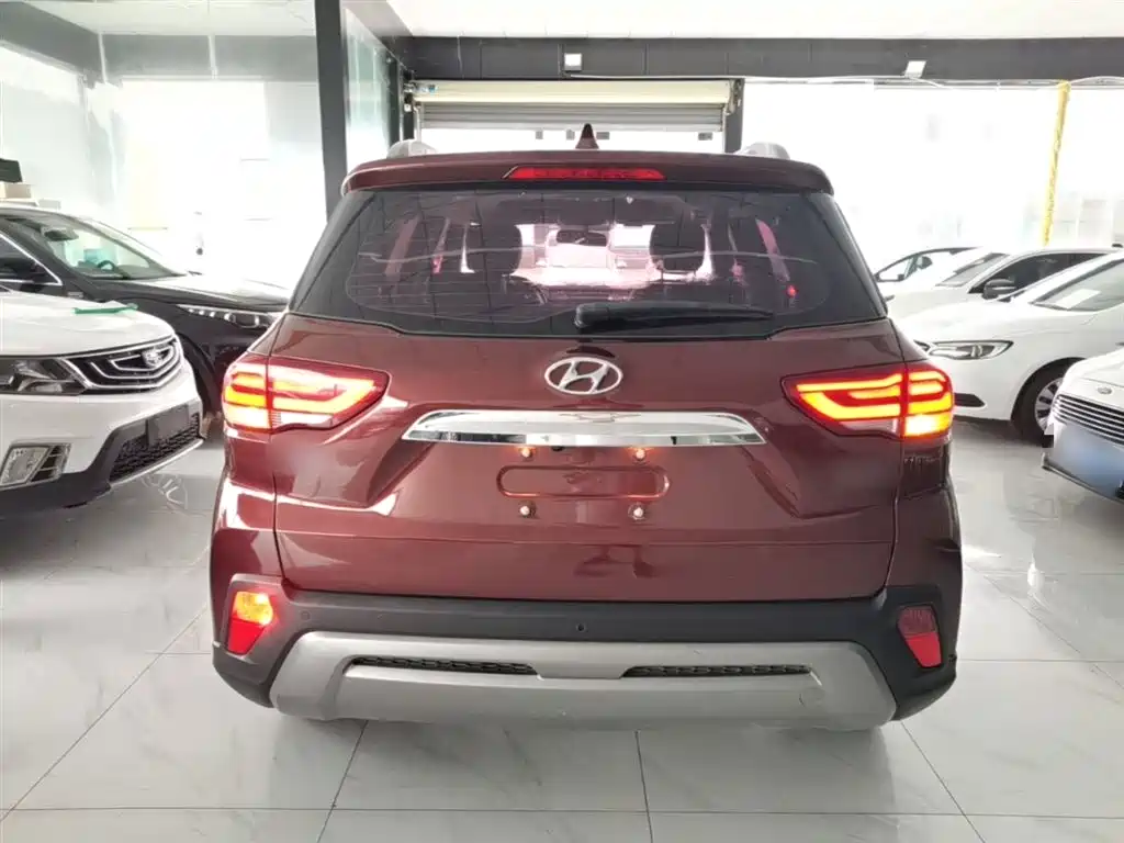 Hyundai ix35 2018 — фото 6