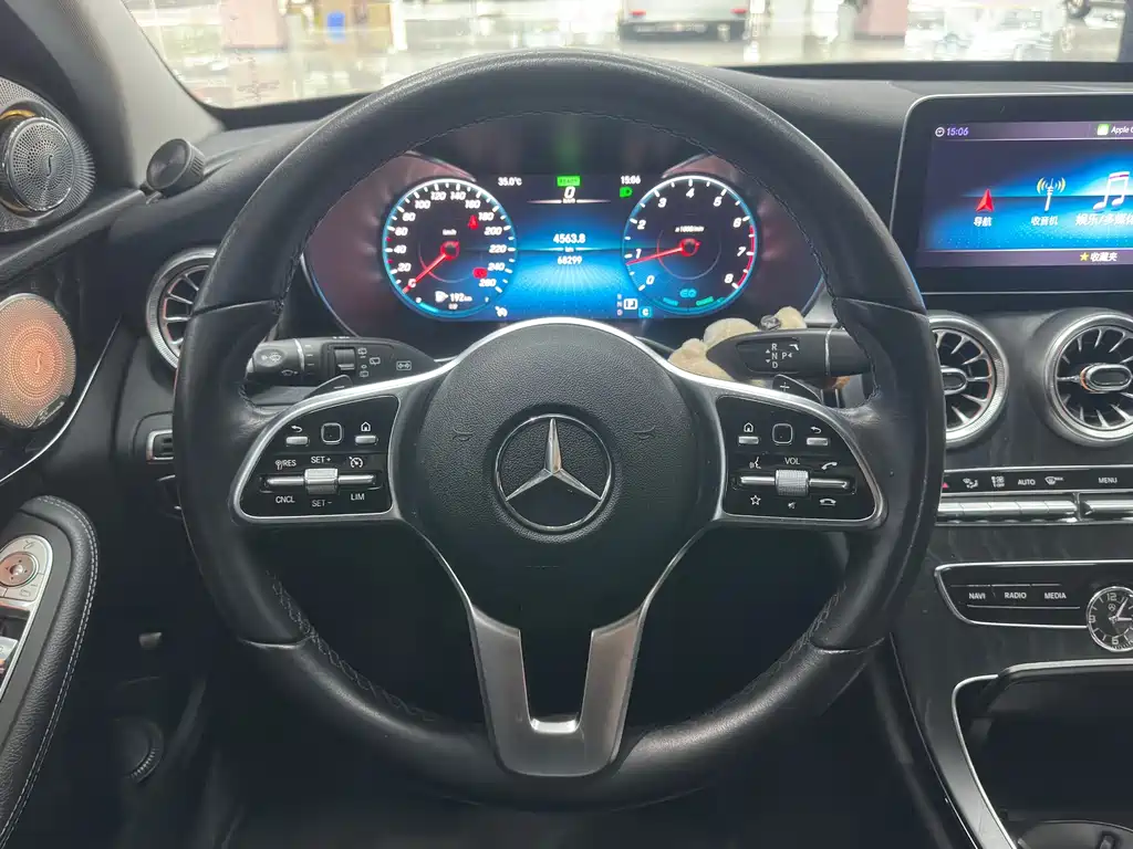 Mercedes-Benz C-Class 2019 — фото 2