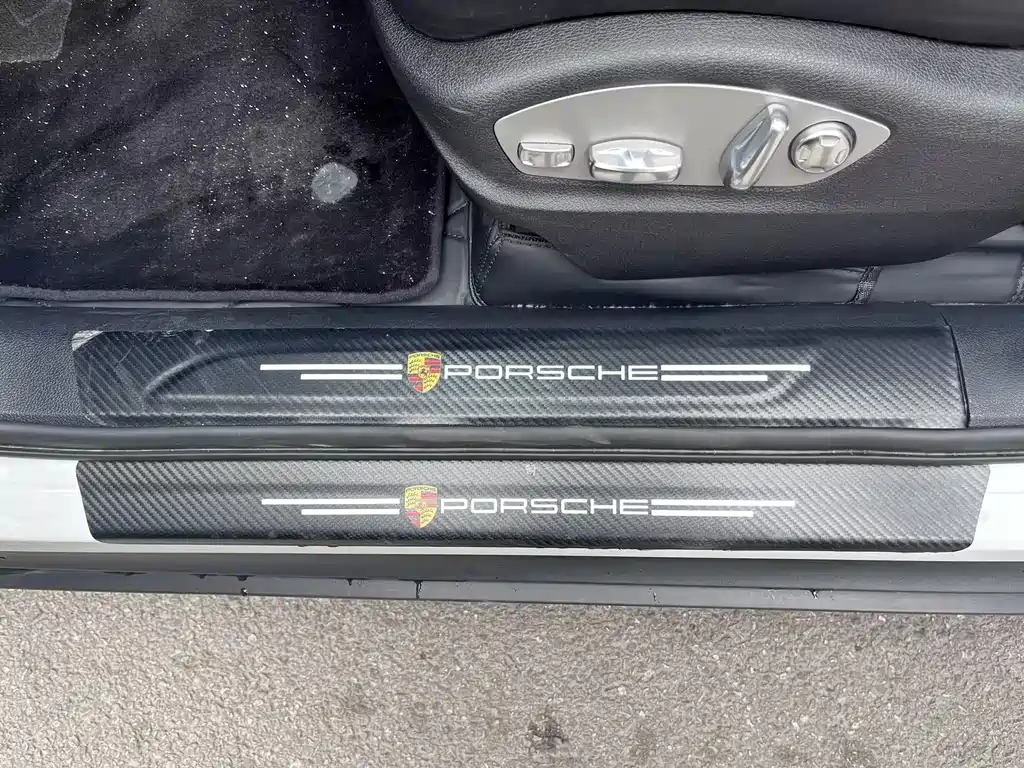 Porsche Macan 2025 — фото 13