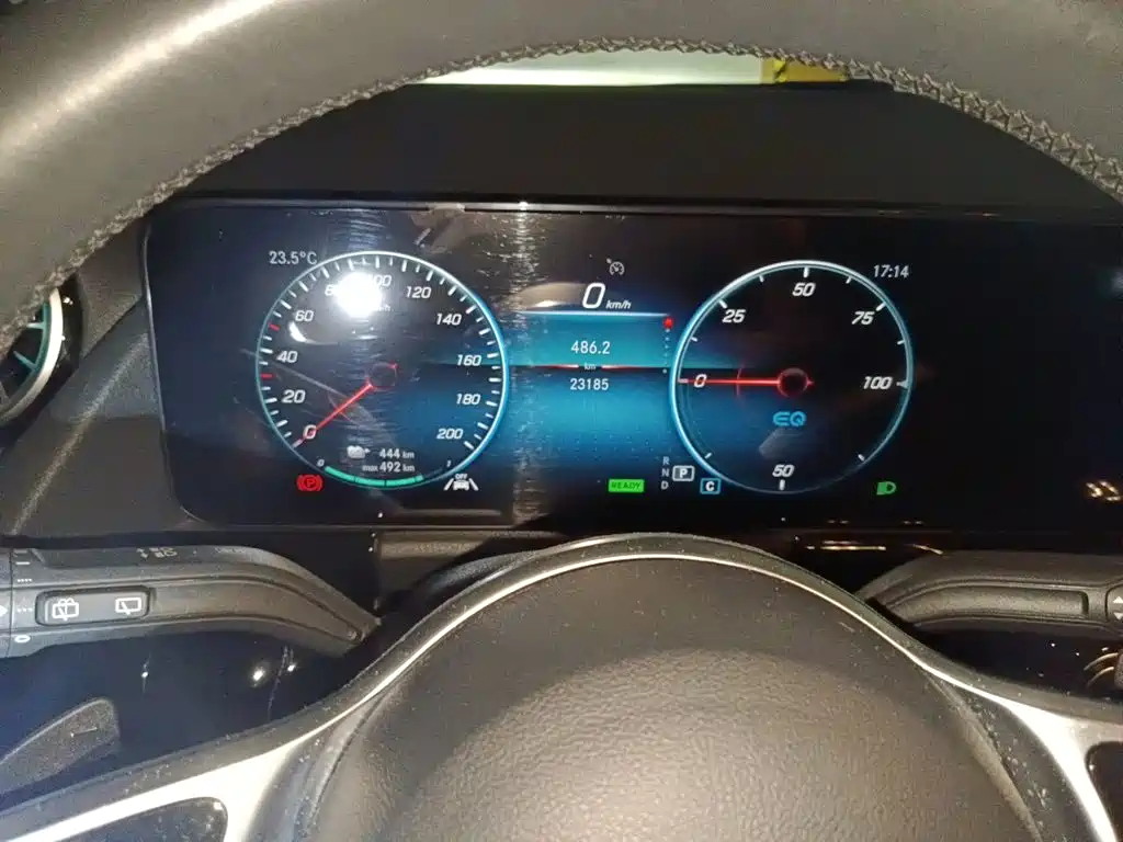 Mercedes-Benz EQA 2022