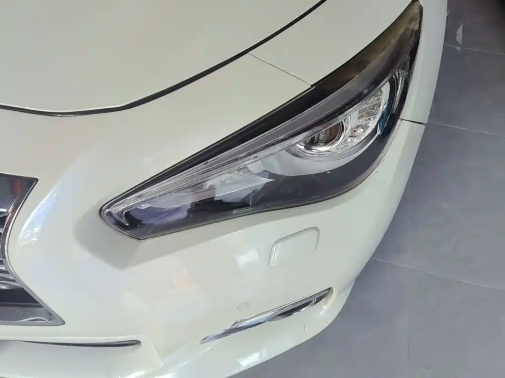Infiniti Q50L 2015 — фото 24