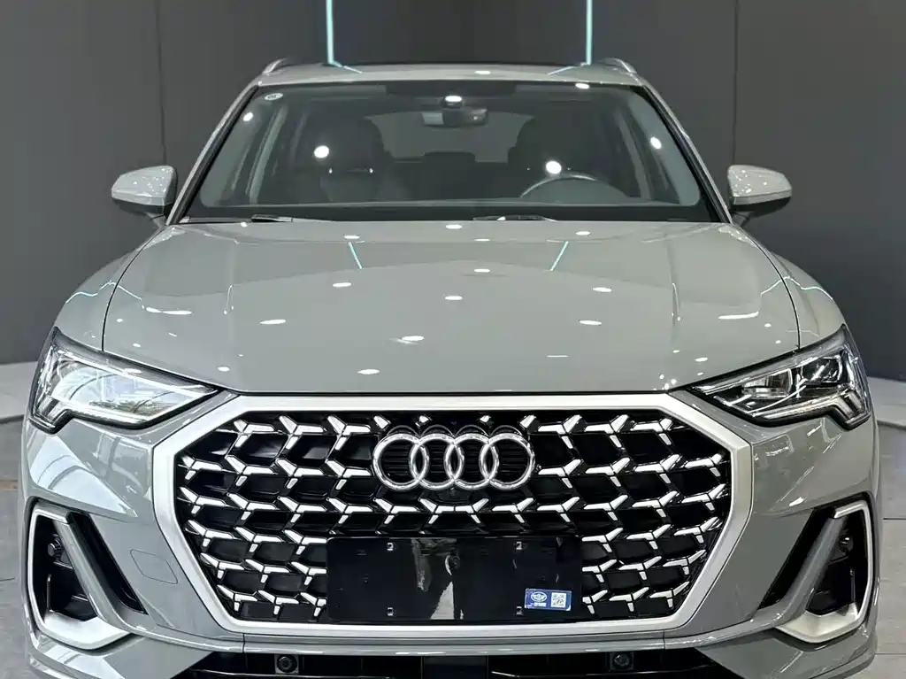 Audi Q3 2023 — фото 2