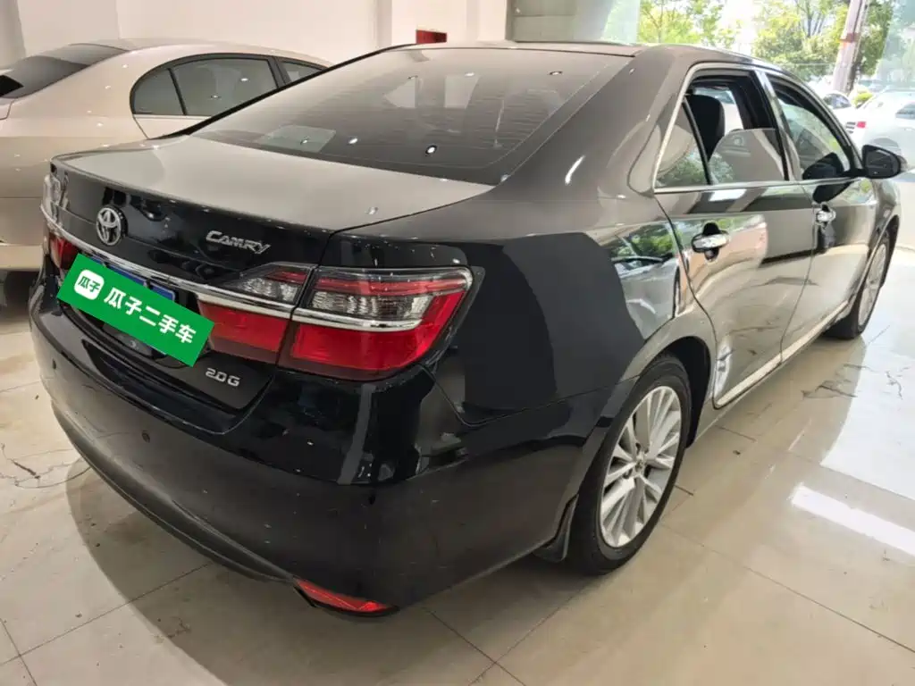 Toyota Camry 2015 — фото 7