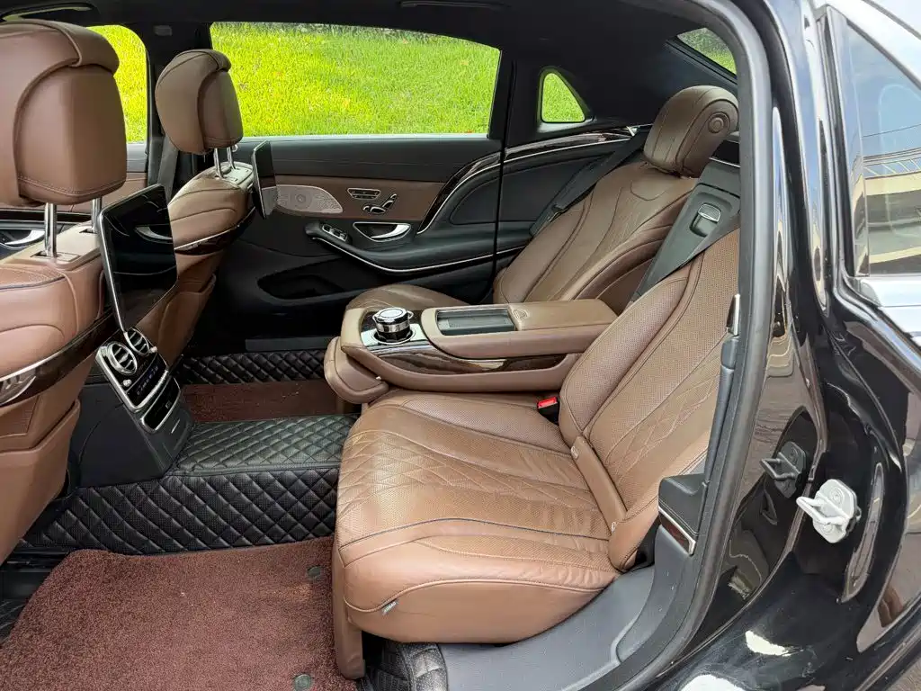 Mercedes-Benz Maybach S-Class 2018 — фото 12
