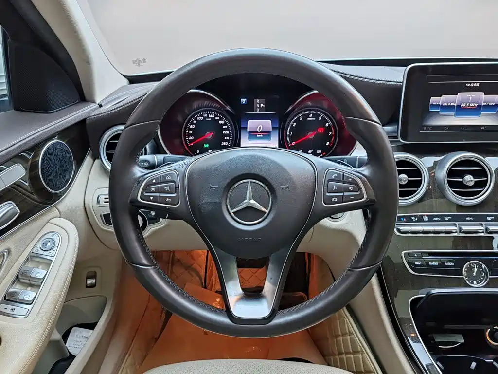 Mercedes-Benz C-Class 2016 — фото 8