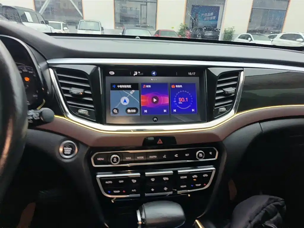 GAC Motor Trumpchi GS8 2018 — фото 13