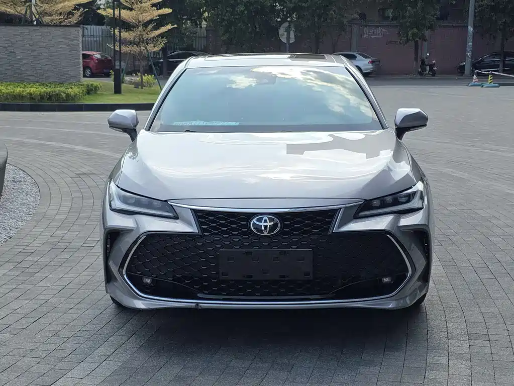 Toyota Avalon 2023 — фото 2