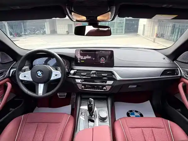 BMW 5 Series 2023