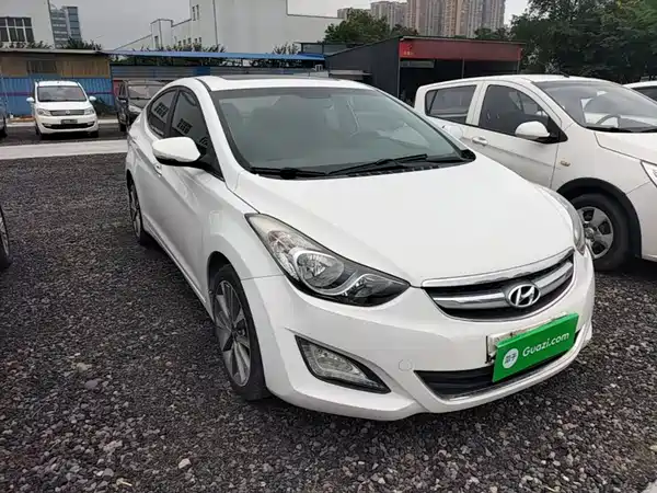 Hyundai Elantra Langdong 2015