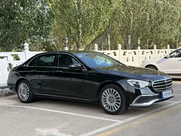 Mercedes-Benz E-Class 2021