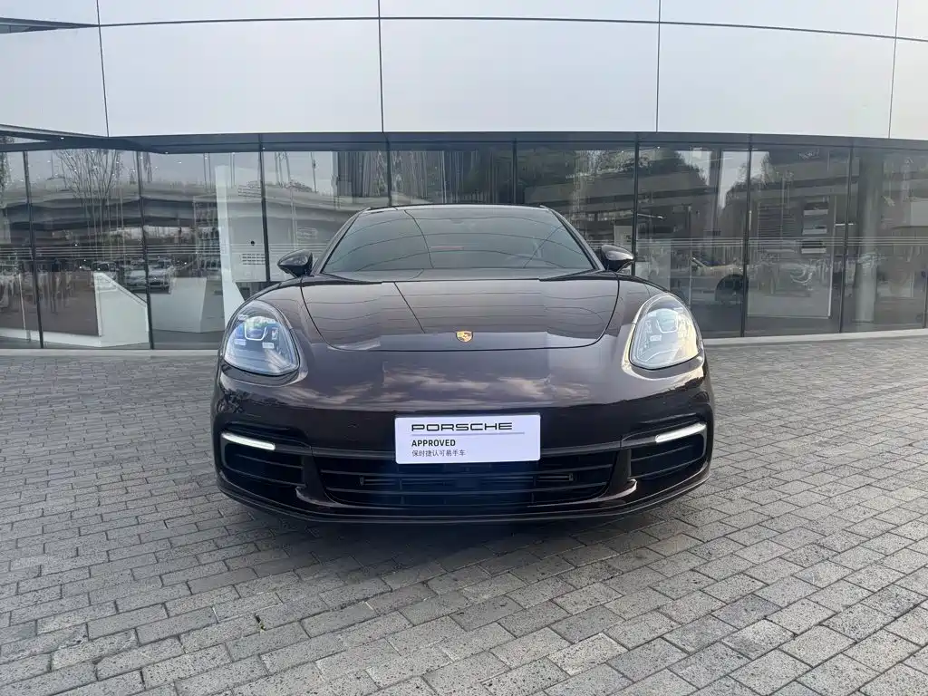 Porsche Panamera 2017 — фото 13