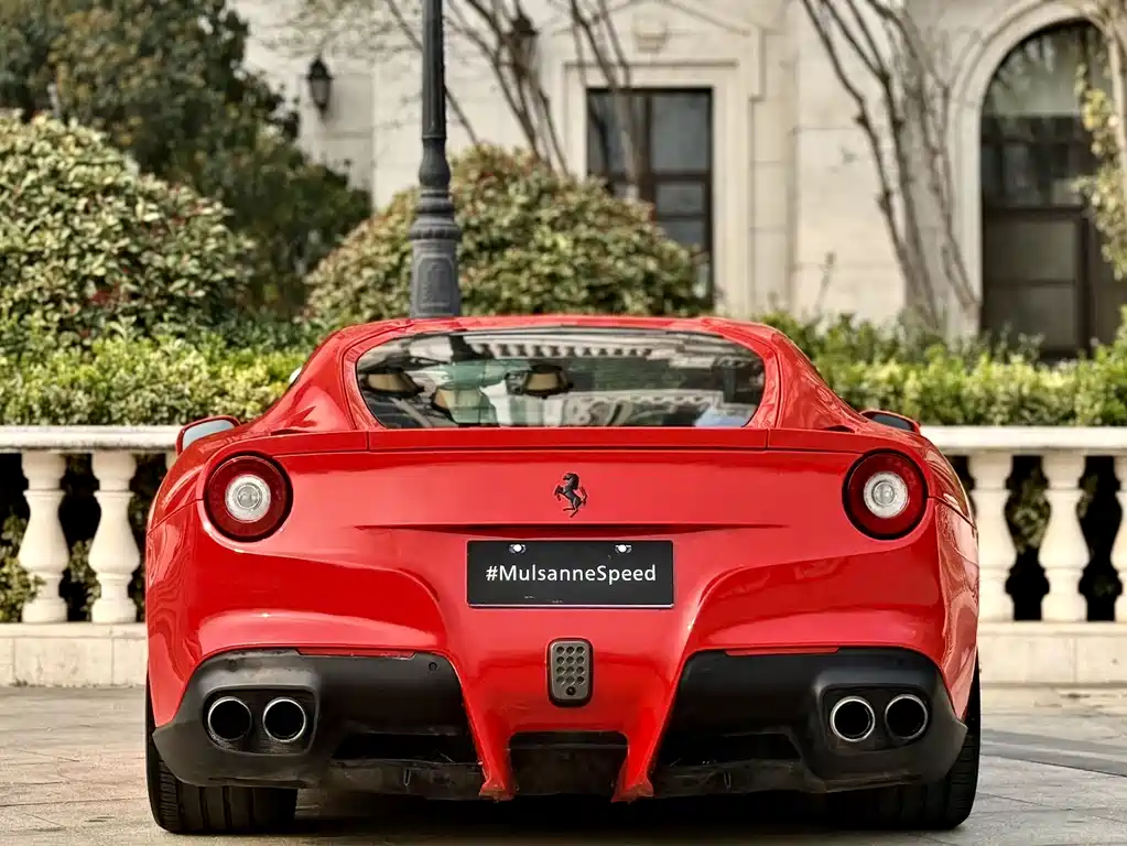 Ferrari F12berlinetta 2015 — фото 9