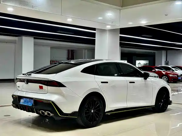 Changan UNI-V 2022