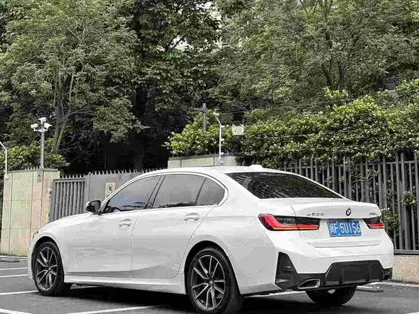 BMW 3 Series 2023