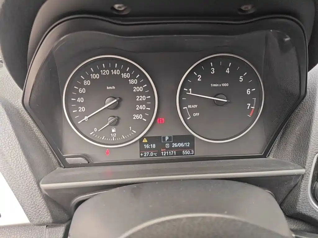 BMW 1 Series 2014 — фото 12