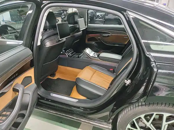 Audi A8 2019