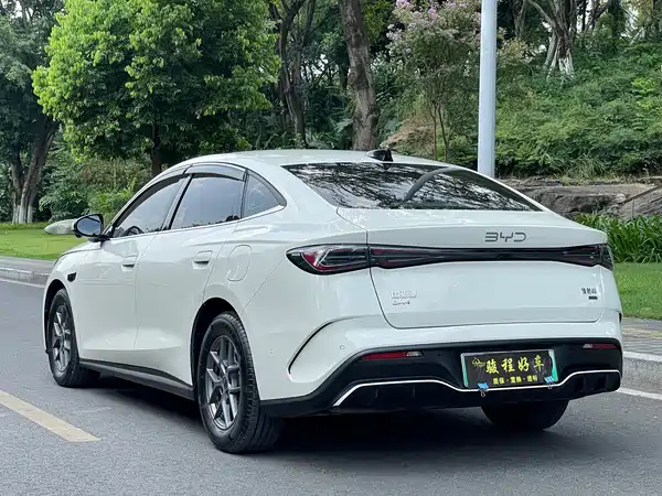 BYD Seal 06 2025