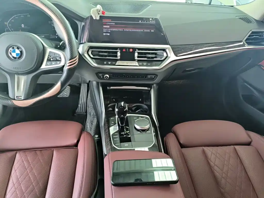 BMW 3 Series 2022 — фото 10