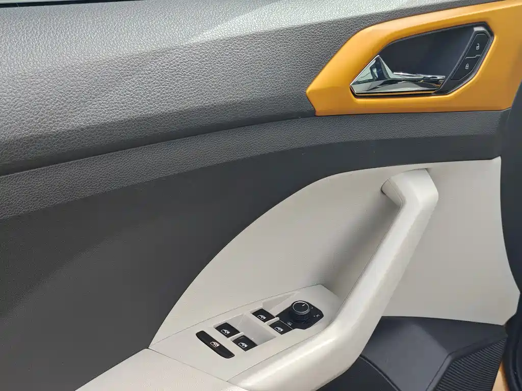 Volkswagen T-Cross 2021 — фото 13