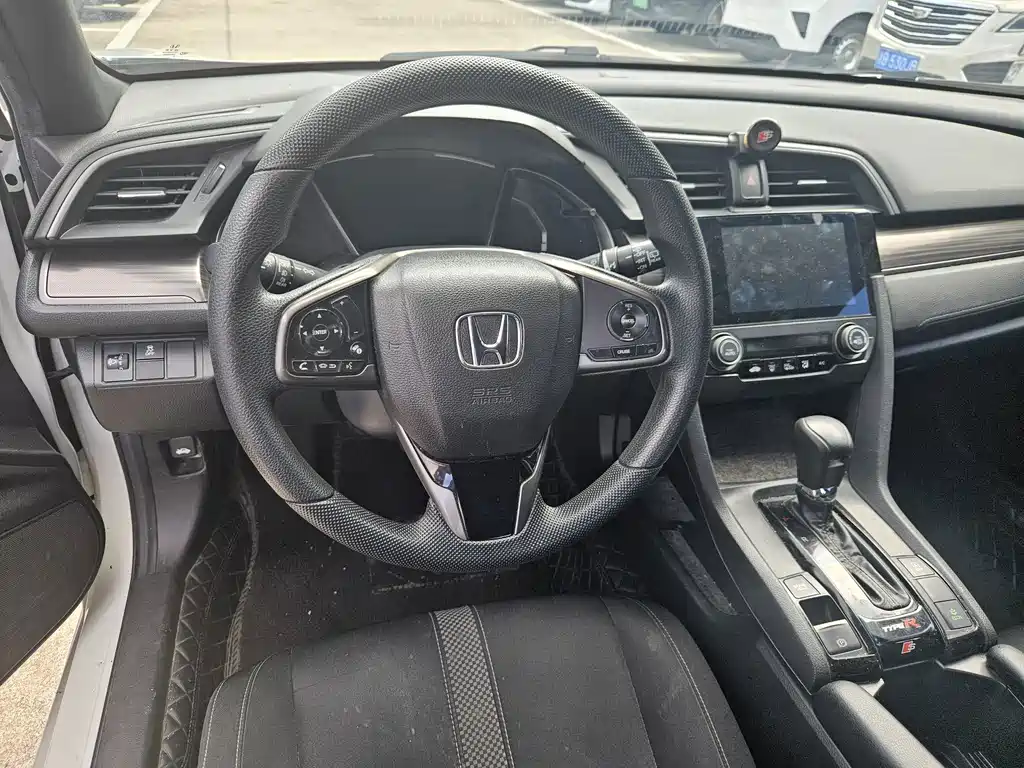 Honda Civic 2020 — фото 14