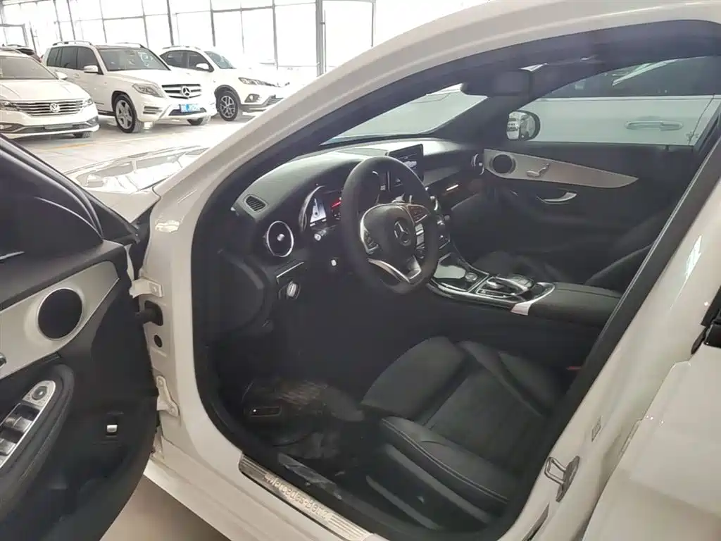Mercedes-Benz C-Class 2017 — фото 16