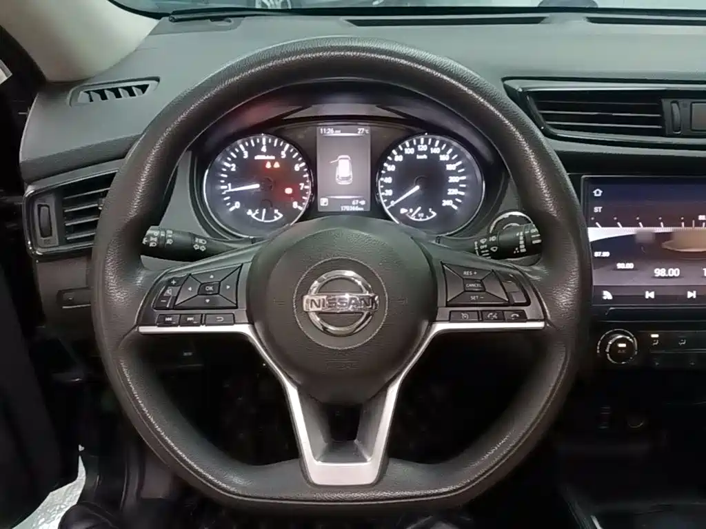 Nissan X-Trail 2017 — фото 11
