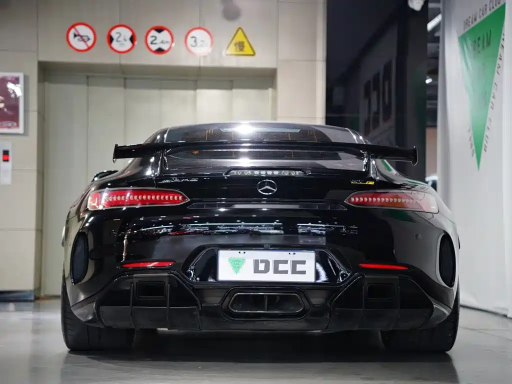 Mercedes-Benz AMG GT 2020 — фото 37