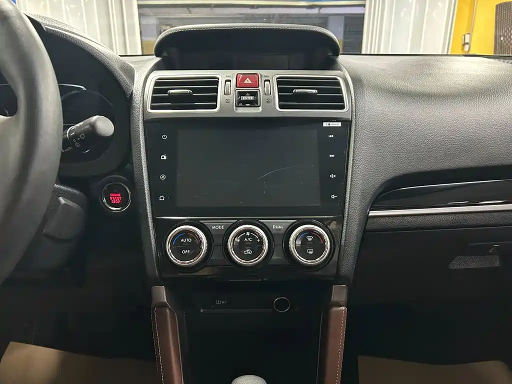 Subaru Forester 2017 — фото 14